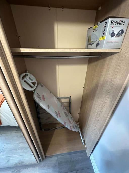 Cute Apartment Next To Colindale Station 埃奇韦尔 外观 照片