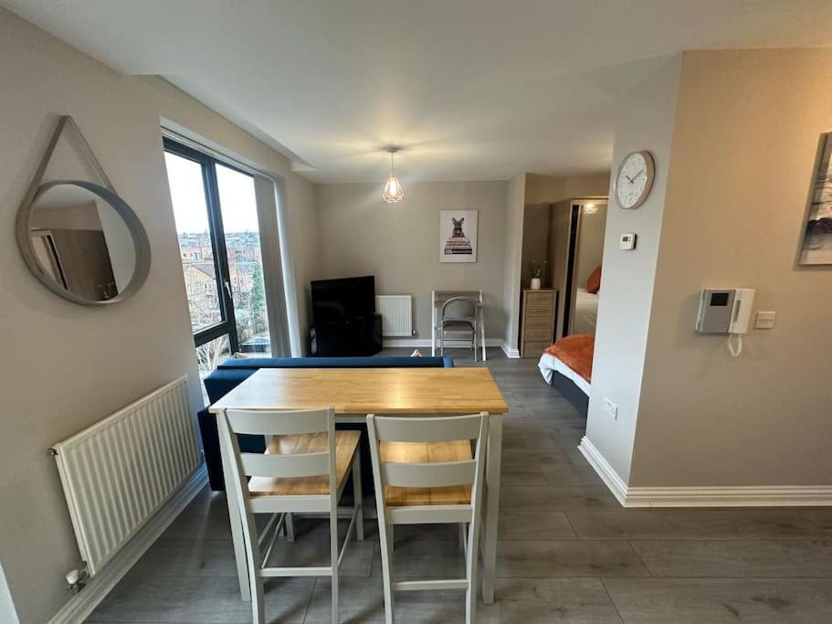 Cute Apartment Next To Colindale Station 埃奇韦尔 外观 照片